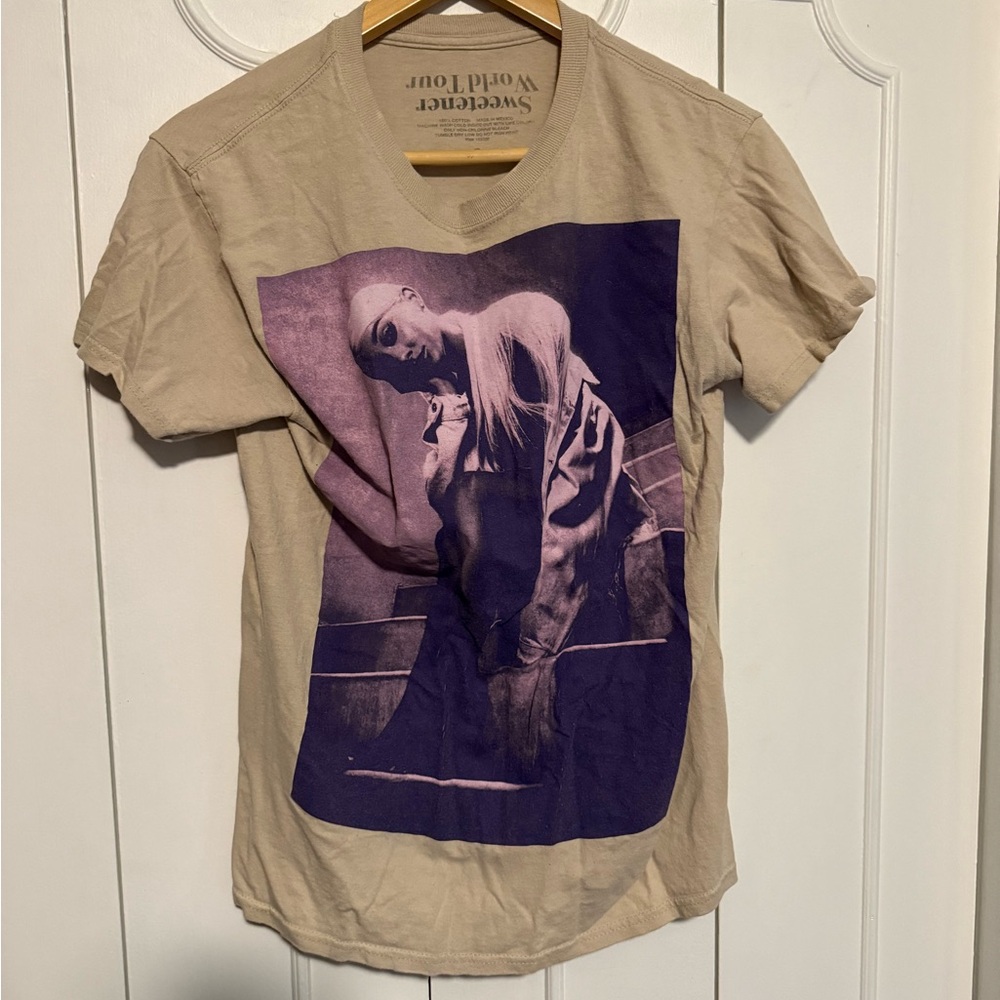 Arianna grande sweetener tour Graphic Tee